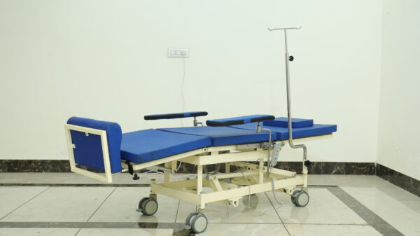 TREATMENT CHAIR SAIRA-1000